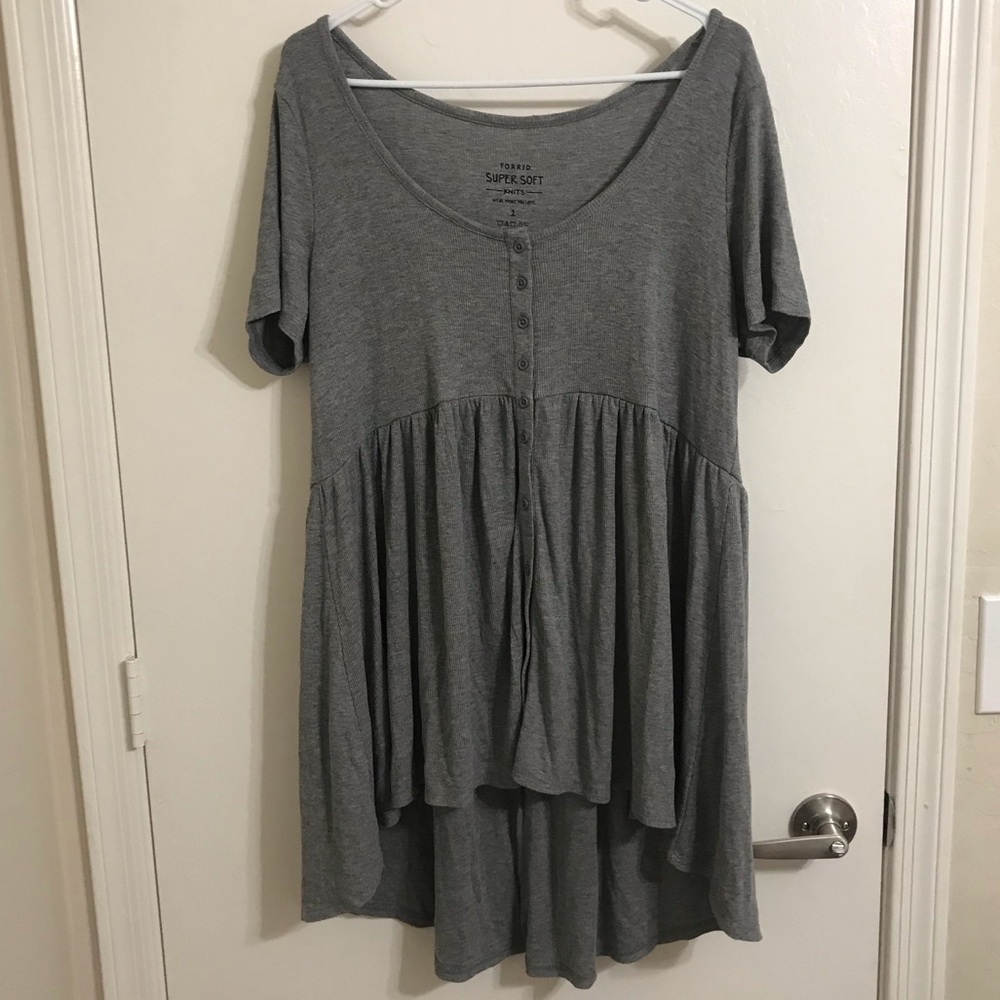 TORRID gray ribbed babydoll top